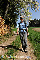 F083968: Wandern im Frühjahr